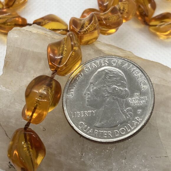 Vintage Sarah Coventry Signed 36'' Amber Acrylic Twisted Bead Beaded Necklace‎ - Picture 5 of 6